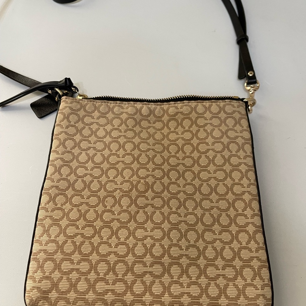 Coach Madison Needlepoint OP Art North/South Swingpack - Picture 3 of 6